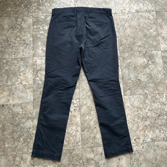 SHIPS FREE! GUC Gap Slate Blue Casual Chino Khakis Size 32x30 - Picture 4 of 4
